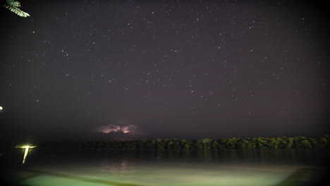 Sturm-Zeitraffer-Am-Fluss-Oyapock,-Französisch-Guayana,-Brasilien